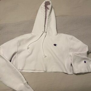 Champion Women's White Cropped Sweatshirt